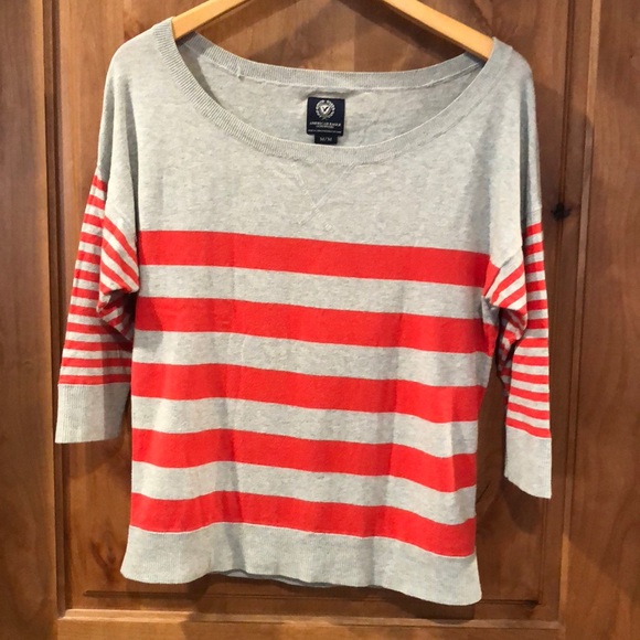 3/4 sleeve red stripe American Eagle sweater. sz M - Picture 2 of 8